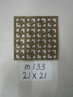 Deurroosters gietijzer antiek: éénmalige exemplaren - <strong>M133:</strong> 21 x 21